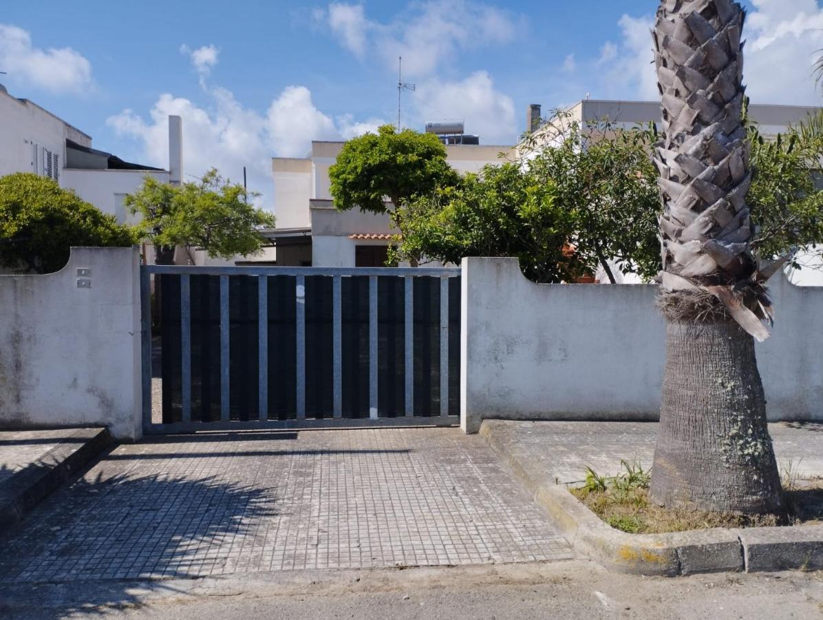 Appartamento Indipendente Nardy-Ros Torre dell'Orso Εξωτερικό φωτογραφία